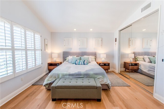 Building Photo - 14 Rowan Dr