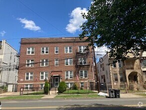 Building Photo - 89 Montclair Ave