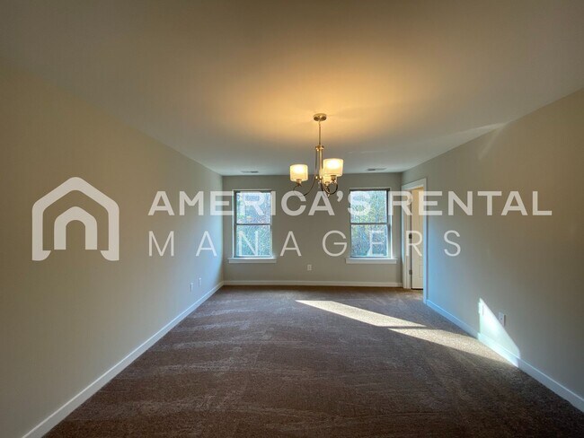 Building Photo - 7940 St.James Dr