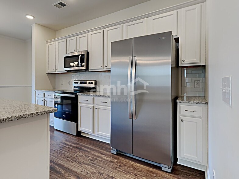 Building Photo - 408 Cartess Rd