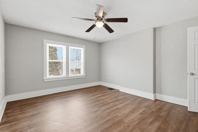 Building Photo - 783-785 S 18th St