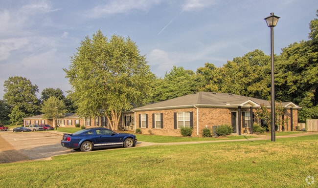 Building Photo - Cottonwood Estates
