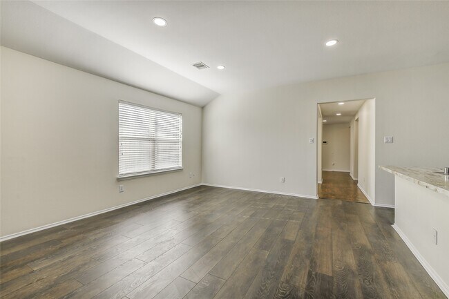 Building Photo - 2023 Louetta Mist Dr