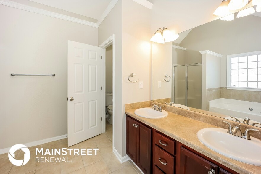 Building Photo - 54 Pacific Ave