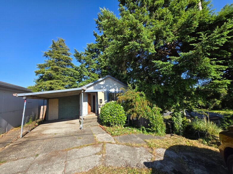 Building Photo - 510 N Collier St