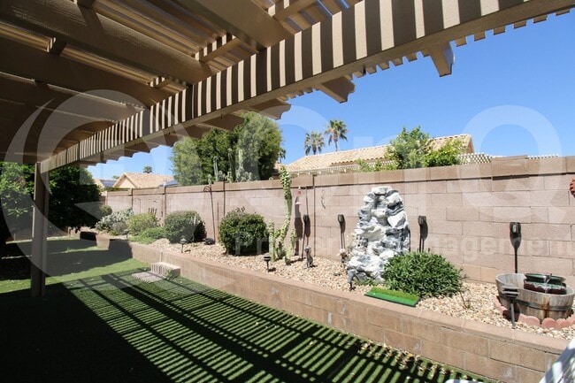 Building Photo - 14566 W Bison Path