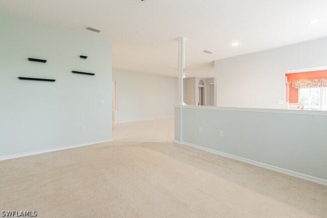 Building Photo - 2215 Hawksridge Dr