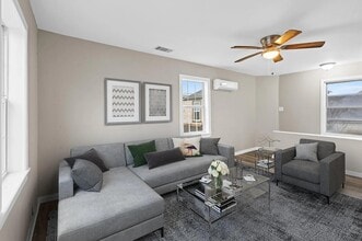 Building Photo - 5244 Leeland St