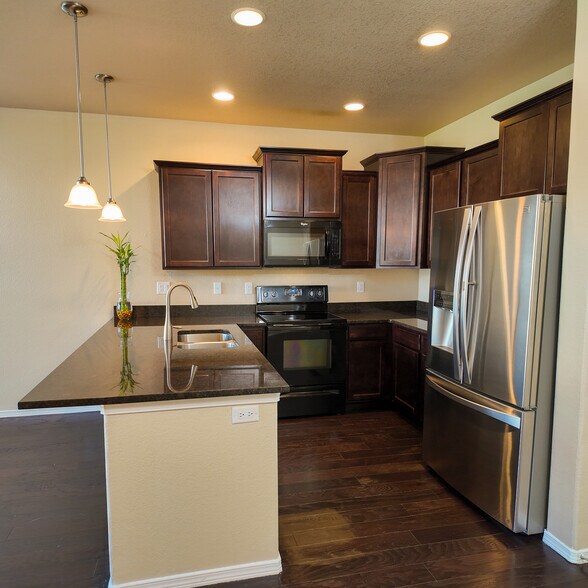 Kitchen - 5234 Prominence Pt