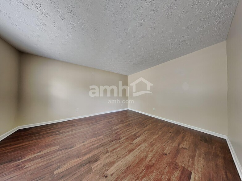Building Photo - 1291 Shannon Ln