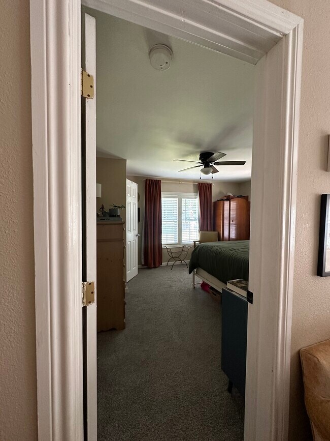 Building Photo - 849 N Third St