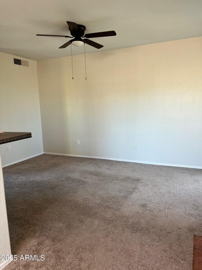 Building Photo - 3830 E Lakewood Pkwy W