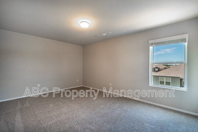 Building Photo - 1751 Eveningshade Ln