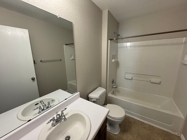 Building Photo - 6733 Plains Crest Dr