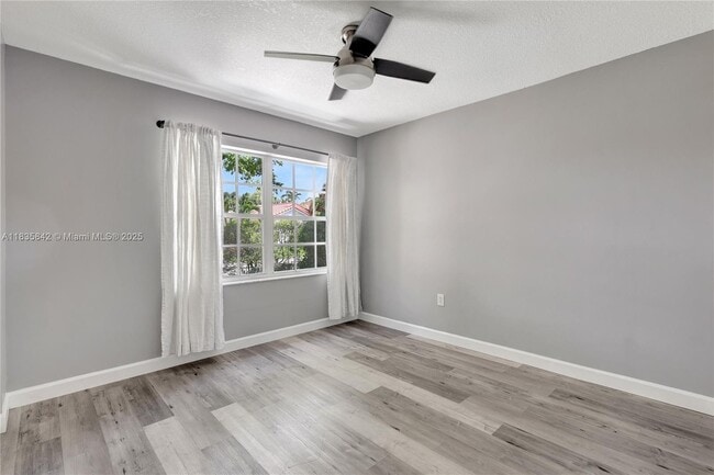 Building Photo - 13428 NW 5th Ct