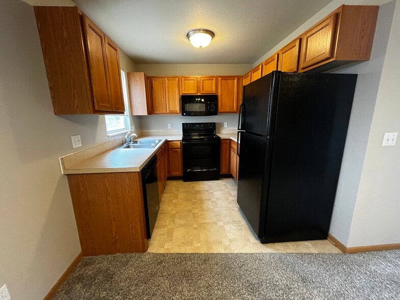 Building Photo - 363 Harbor Town Ct
