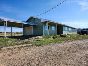 Building Photo - Mancos 2 bedroom on acreage