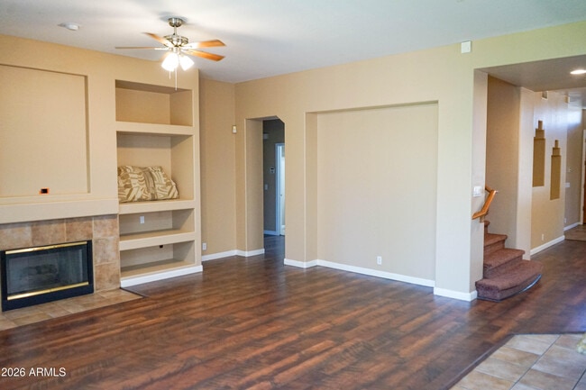 Building Photo - 541 N Danielson Way