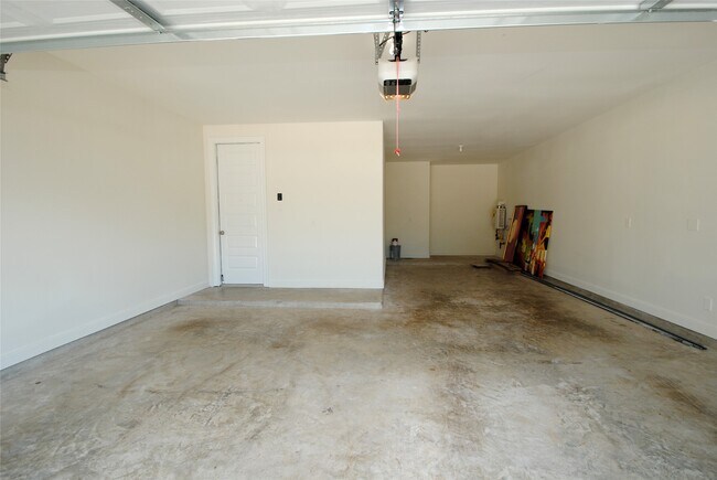 Building Photo - 26806 Skylark Blf Trl