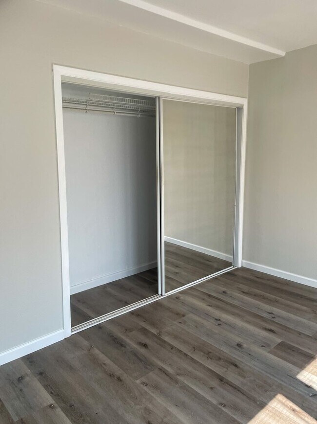 Building Photo - 3738-3742 Randolph Ave