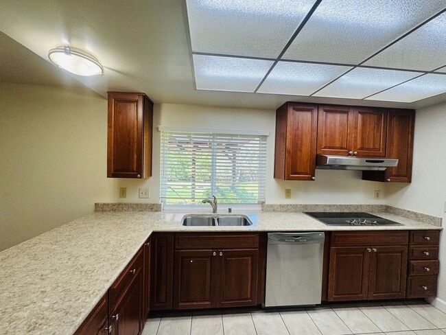 Building Photo - Nice Two-Story in Desired Northgate Neighborhood Available Now!