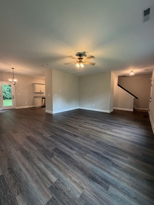 Building Photo - 1711 Golf Club Ln NW
