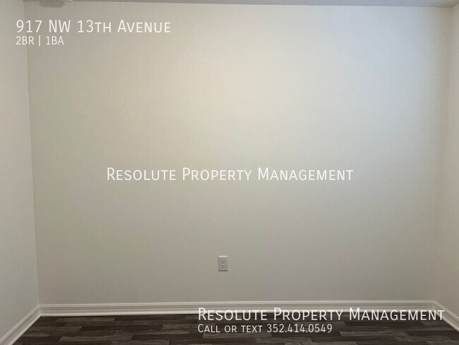Building Photo - Newly Remodeled 2/1 - NW Ocala