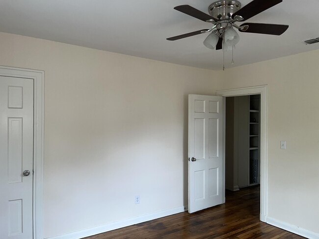 Building Photo - 2943 Forbes St