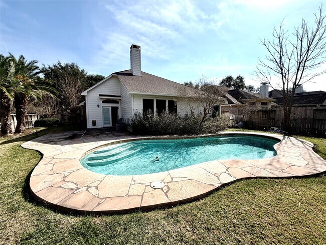 Building Photo - 1723 Wind Trace Cove