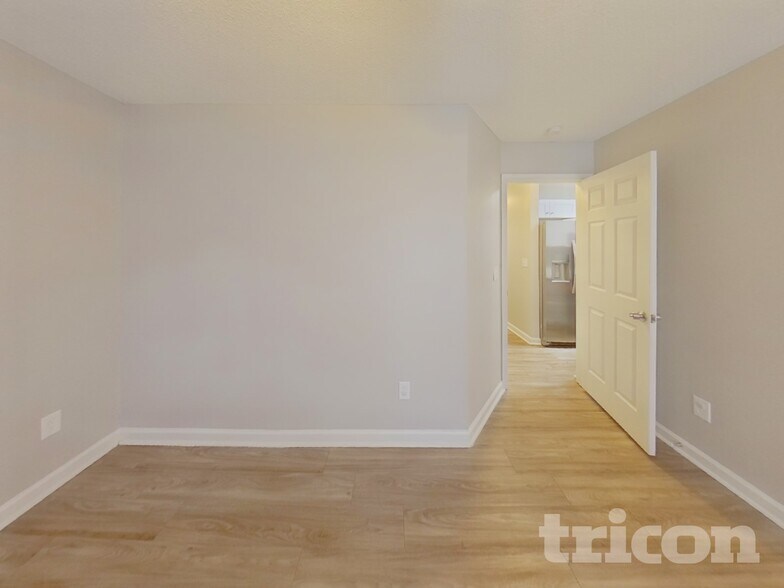 Building Photo - 1207 Larkspur Dr