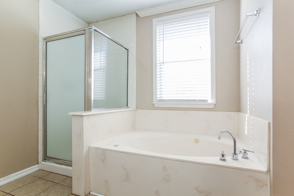 Building Photo - 19919 Big Timber Dr