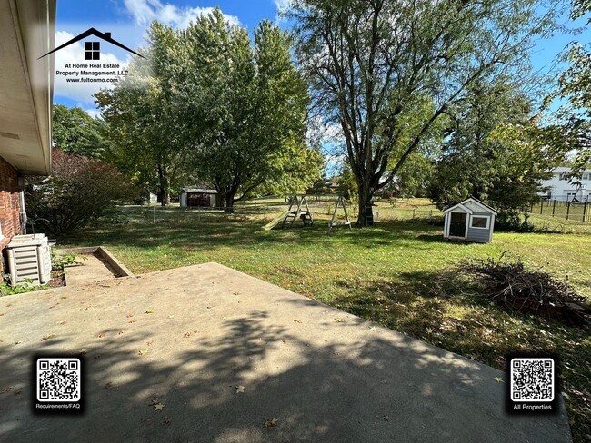 Building Photo - 402 Douglas Blvd