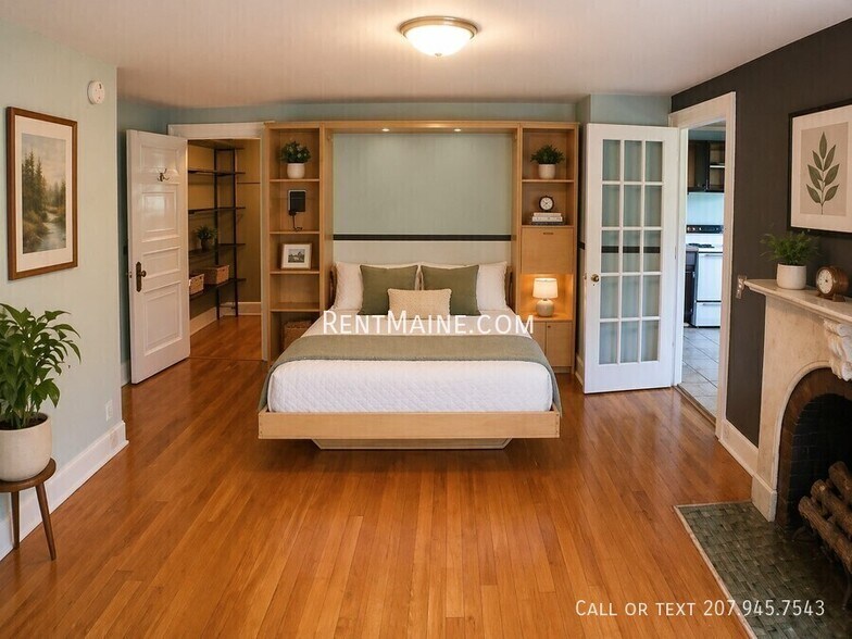 Building Photo - 99 Broadway