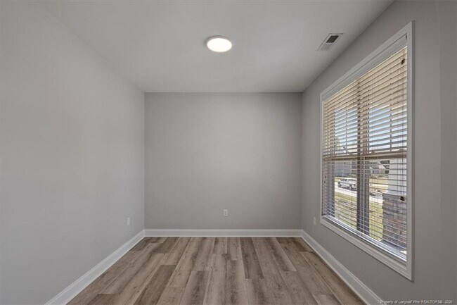 Building Photo - 134 Huzzas Cir