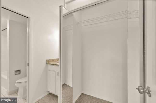 Building Photo - 4515 Willard Ave