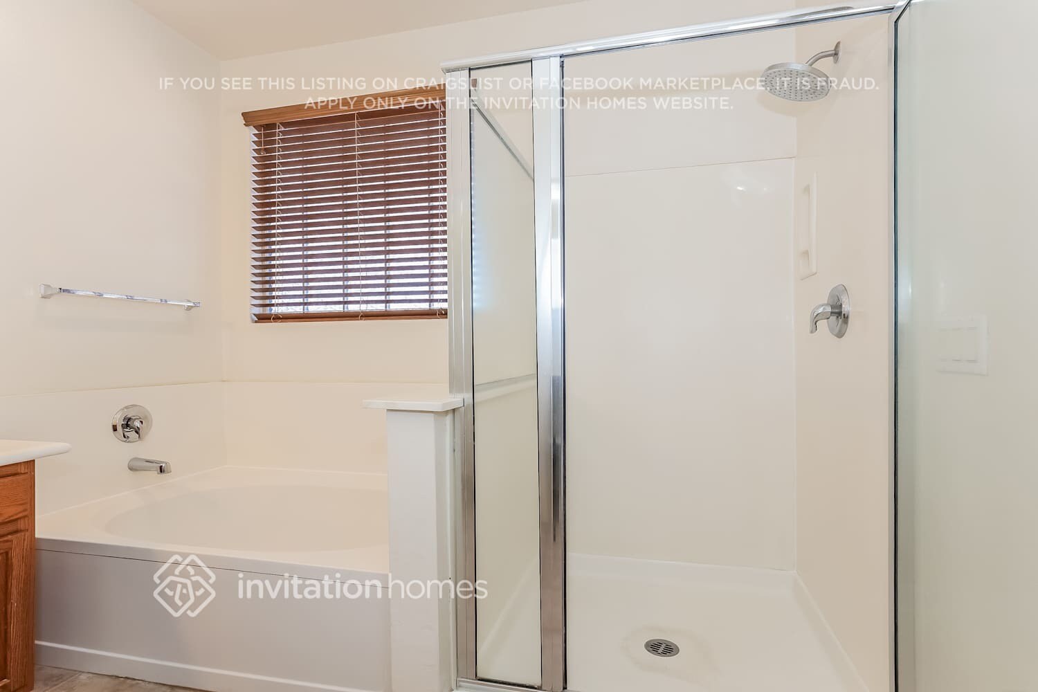 Building Photo - 17682 W Cavedale Dr