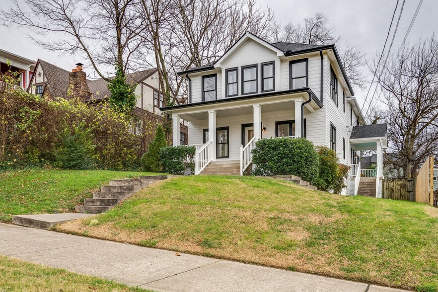 Building Photo - 902A Shelby Ave
