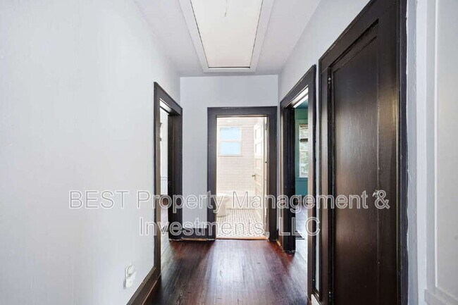 Building Photo - 2208 Wilmore Dr