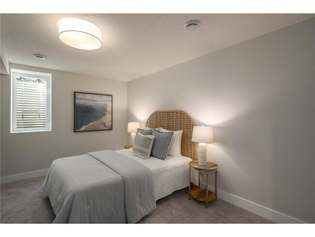 Building Photo - 12215 Westridge Ln
