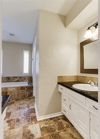 Building Photo - 2809 Deep Valley Trail