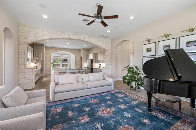 Building Photo - 4205 Lynette Ln