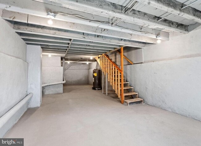 Building Photo - 455 Mechanic St