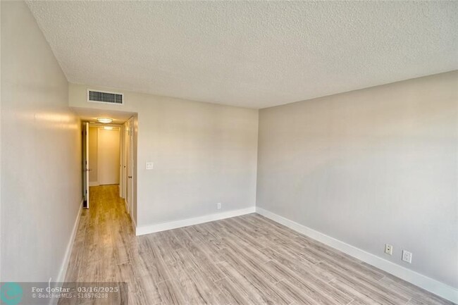 Building Photo - 777 S Federal Hwy