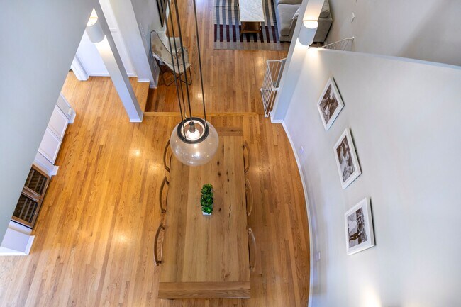 Building Photo - MODERN ARCHITECTURE W/ BEACH CHARM: BRIGHT & AIRY, 4BR3BA, 2-STORY HOME W/ OPEN & BRIGHT LIVING S...