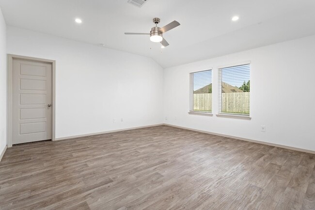 Building Photo - 6715 Riplee St