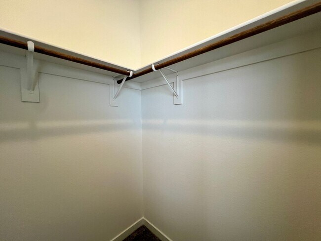 Building Photo - Stunning Newly Built 4-Bedroom, 3-Bathroom Home in Henderson