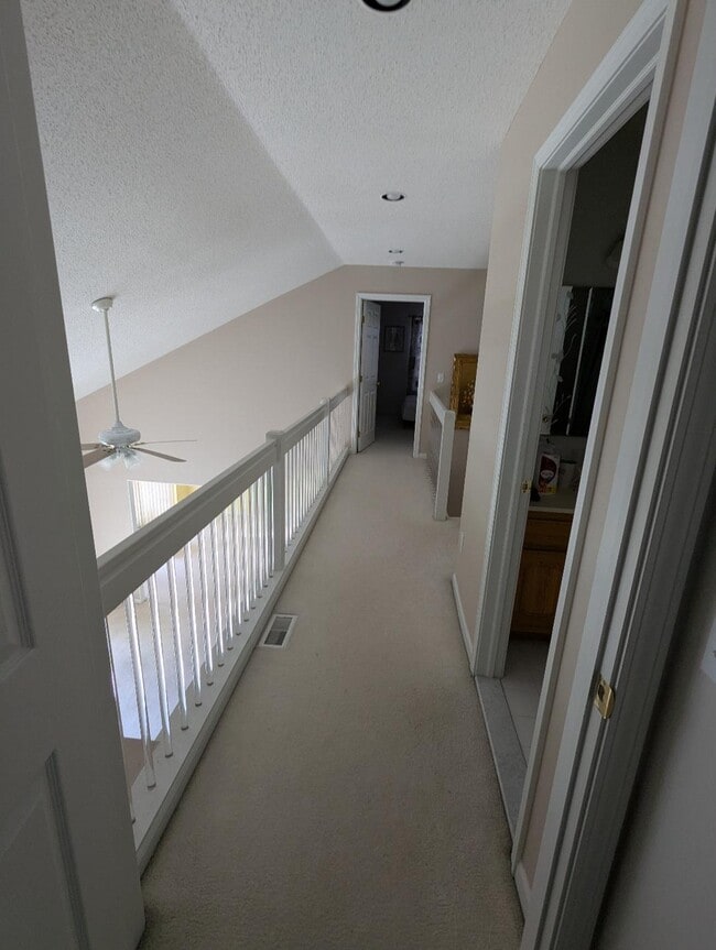 Building Photo - 20870 Balinski Dr