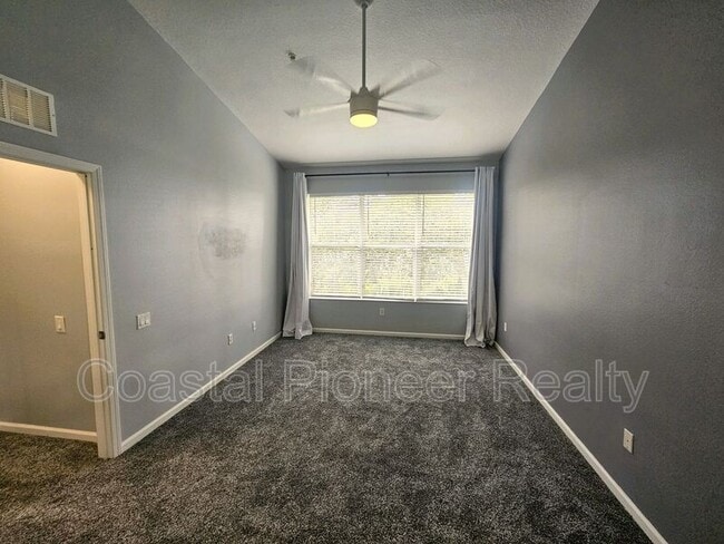 Building Photo - 2035 River Turia Cir