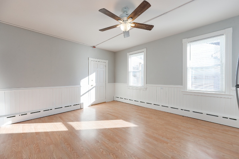 Building Photo - 327 High St