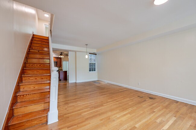 Building Photo - 639 11th St NE